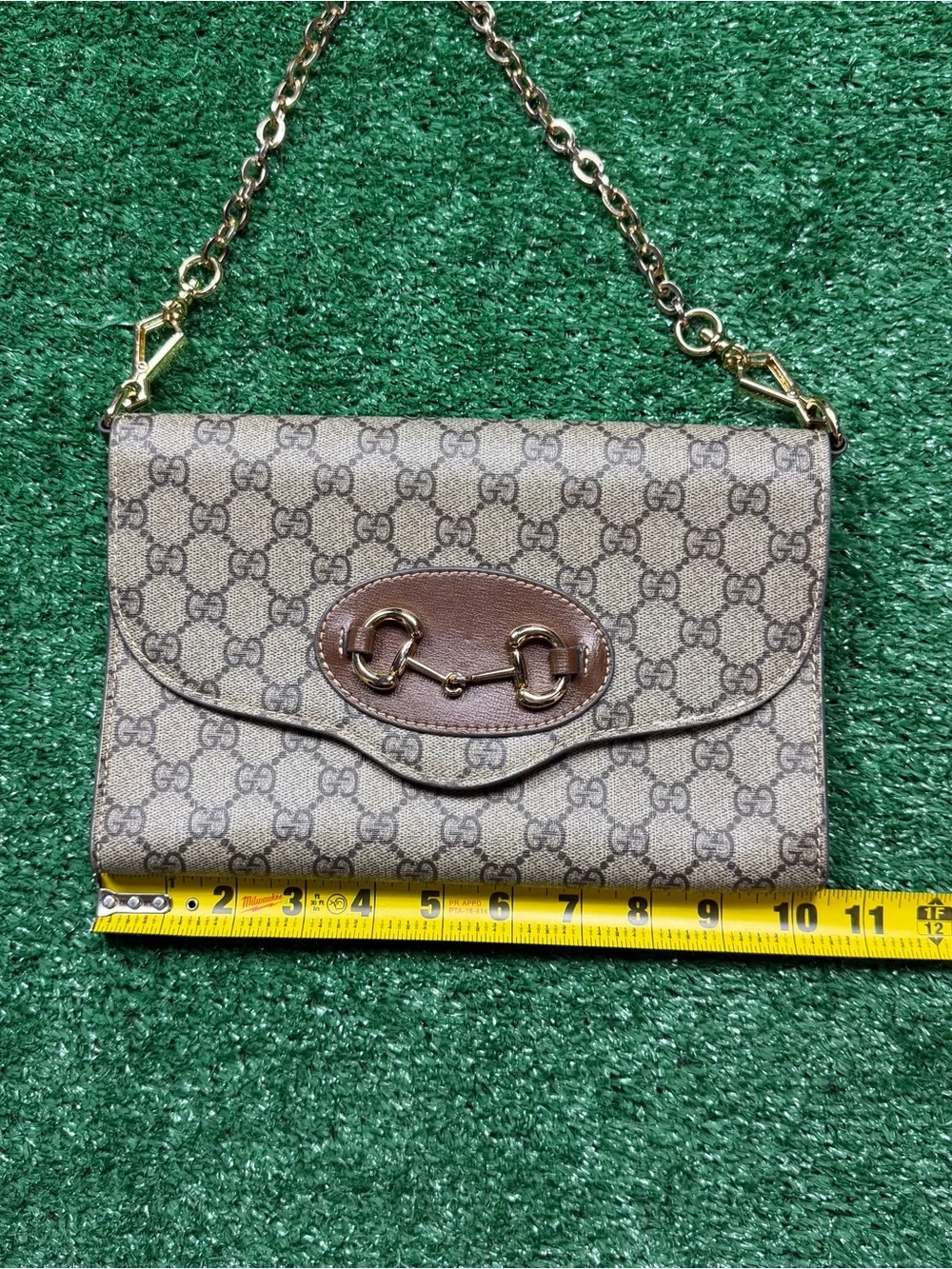 Gucci Beige/Brown GG Supreme Chain Shoulder Clutch